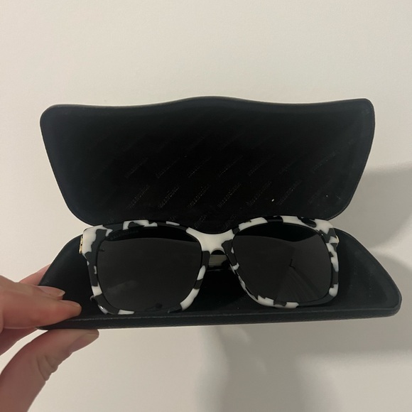 Balenciaga Everyday 57MM Square Sunglasses - Picture 5 of 7